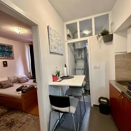 Apartment Ne-do In Varos